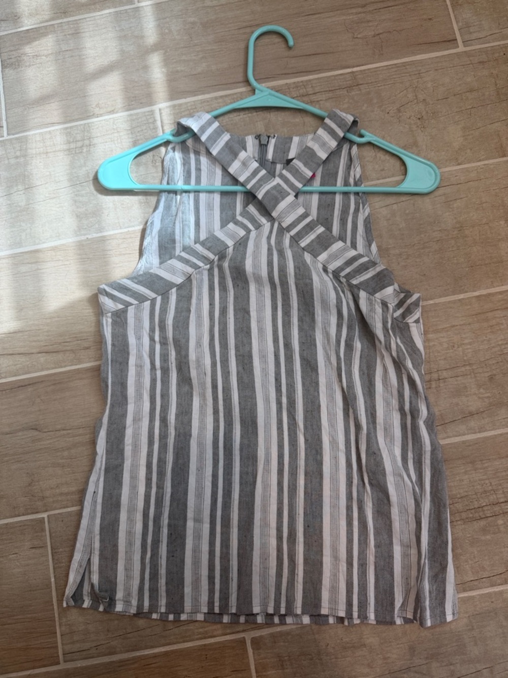 Vince Camuto Gray and White Striped Cross-Back Camisole